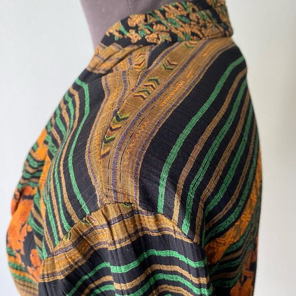 Componix sz 8 Vintage tribal aztec print faux wrap top - Picture 5 of 8